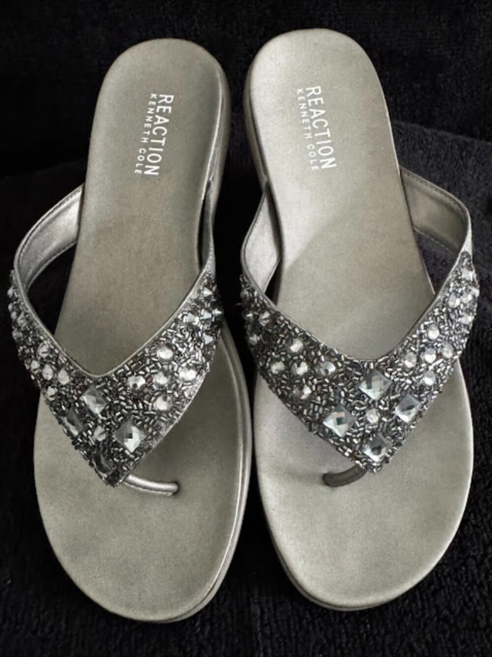 Kenneth Cole Reaction Glamathon Pewter Rhinestone Sandals Size 9.5